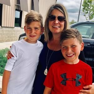 Meet your Posher, Monica